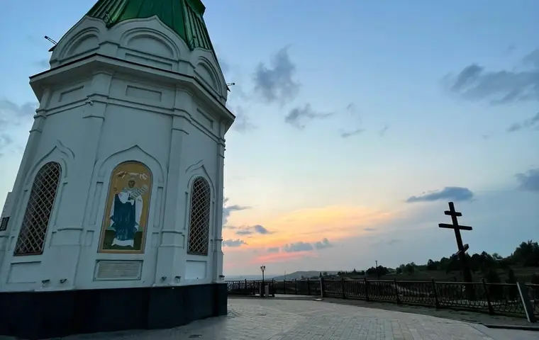 Обзорная экскурсия и центр «Россия»