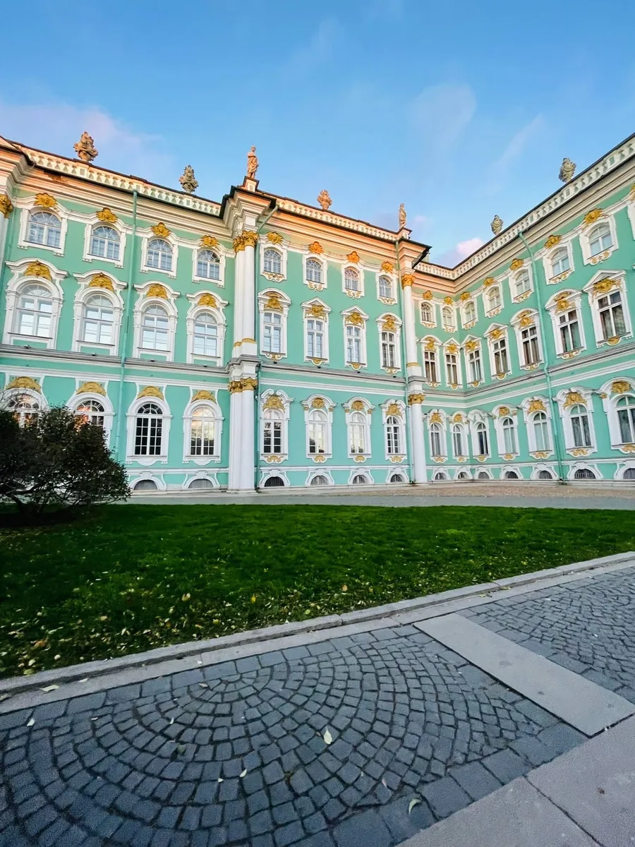 Зимний дворец в Санкт-Петербурге