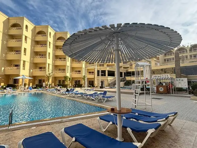 Отель Amc Royal Hotel & Spa