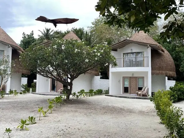Отель Bandos Maldives