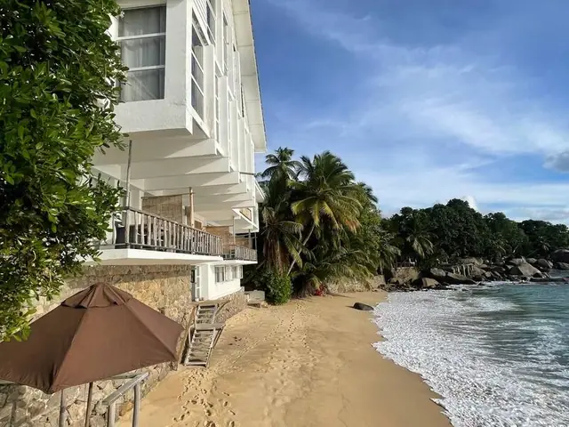 Отель Bliss Hotel Mahe