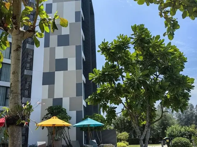 Отель Cassia Phuket