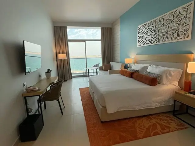 Отель Centara Mirage Beach Resort Dubai