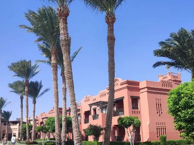 Отель Charmillion Sea Life Resort