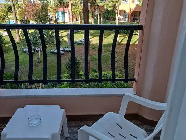 Отель Club Turtas Beach Hotel