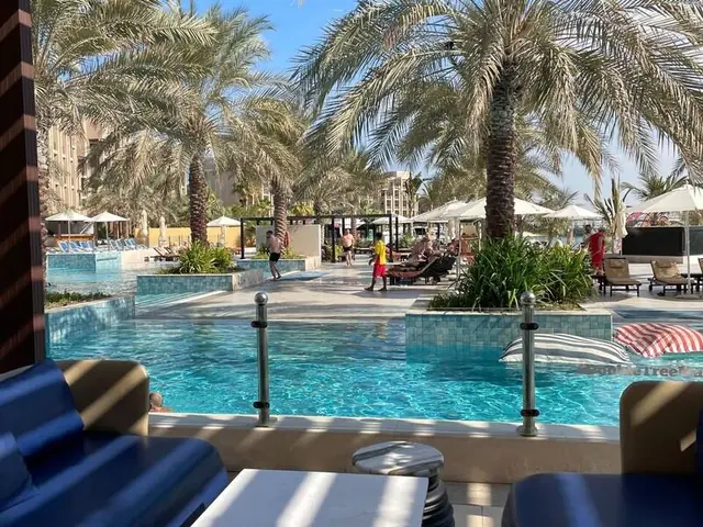 Отель DoubleTree by Hilton Resort & Spa Marjan Island