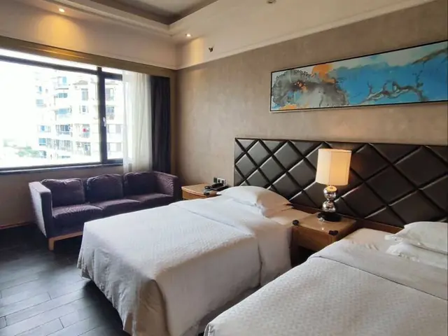 Отель Four Points By Sheraton