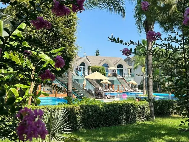 Отель Long Beach Alanya