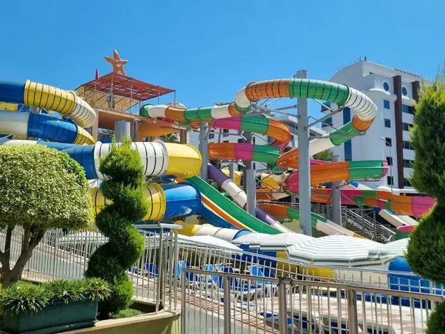 Отель Lonicera Resort & Spa