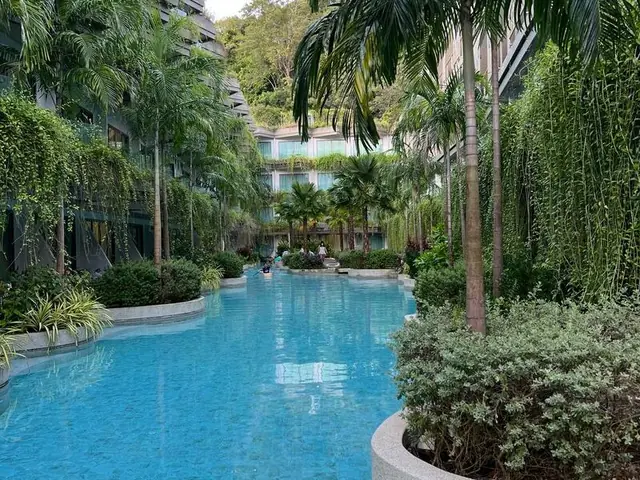 Отель Panwaburi Beachfront Resort