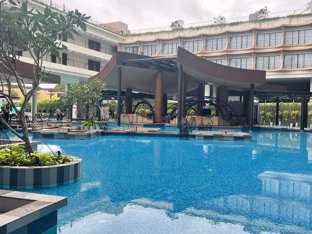 Отель Parkroyal Langkawi Resort