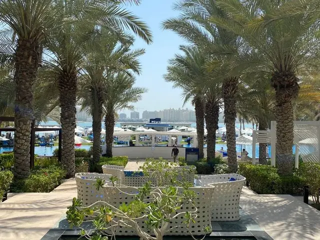 Отель Rixos The Palm Dubai Hotel & Suites