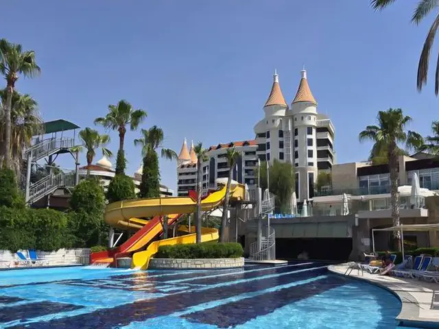 Отель Sealife Buket Resort & Beach