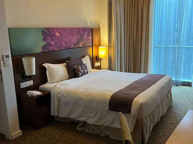 Отель Somerset Kuala Lumpur