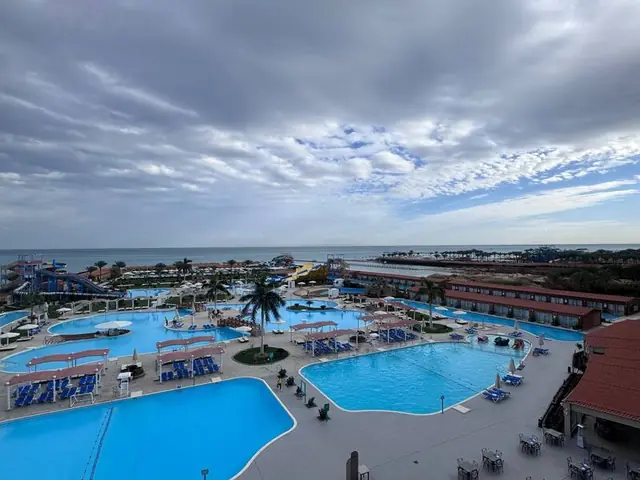 Отель Sunrise Alora Aqua Park Resort