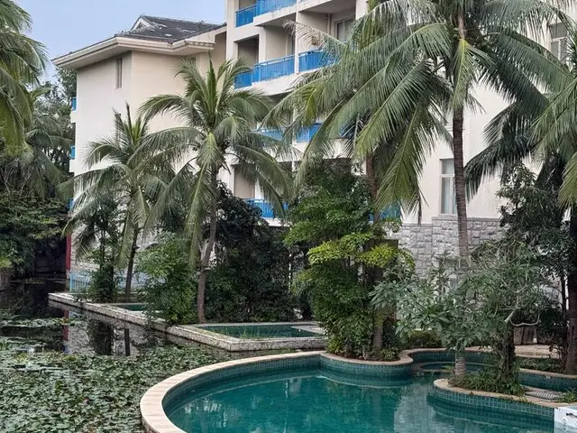 Отель Swissotel&Grand Mercure Sanya Yalong Bay (Ex.Huayu)