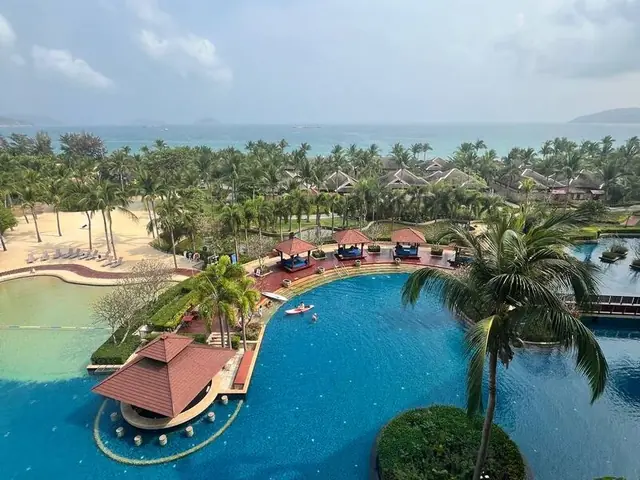 Отель The Ritz-Carlton Sanya